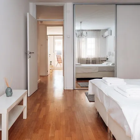 Crown Three Bedroom דירה בלגרד