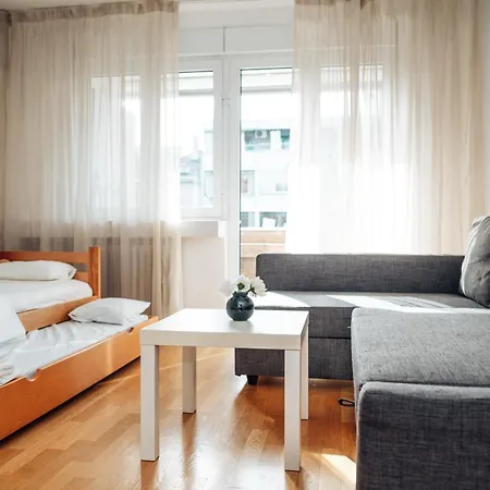 דירה Crown Three Bedroom *