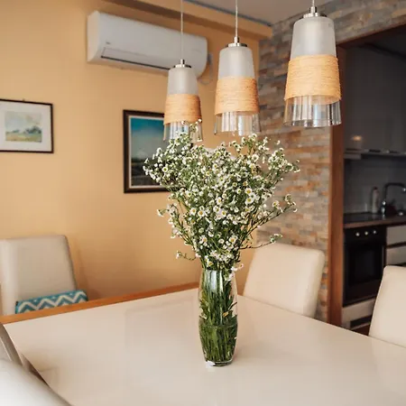 Crown Three Bedroom בלגרד