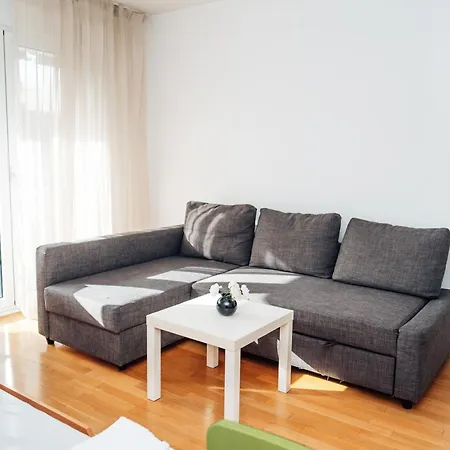 Crown Three Bedroom Appartement